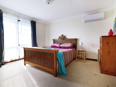 4 Staveley Place, Innaloo