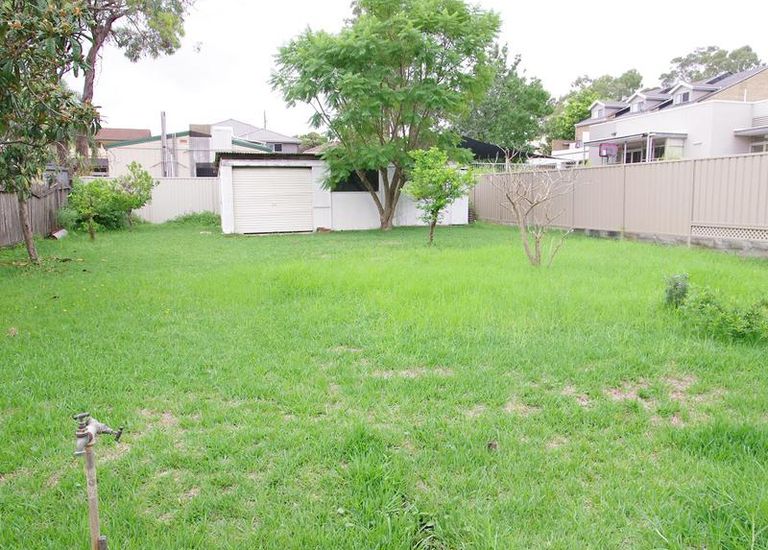 101 Arab Road, Padstow