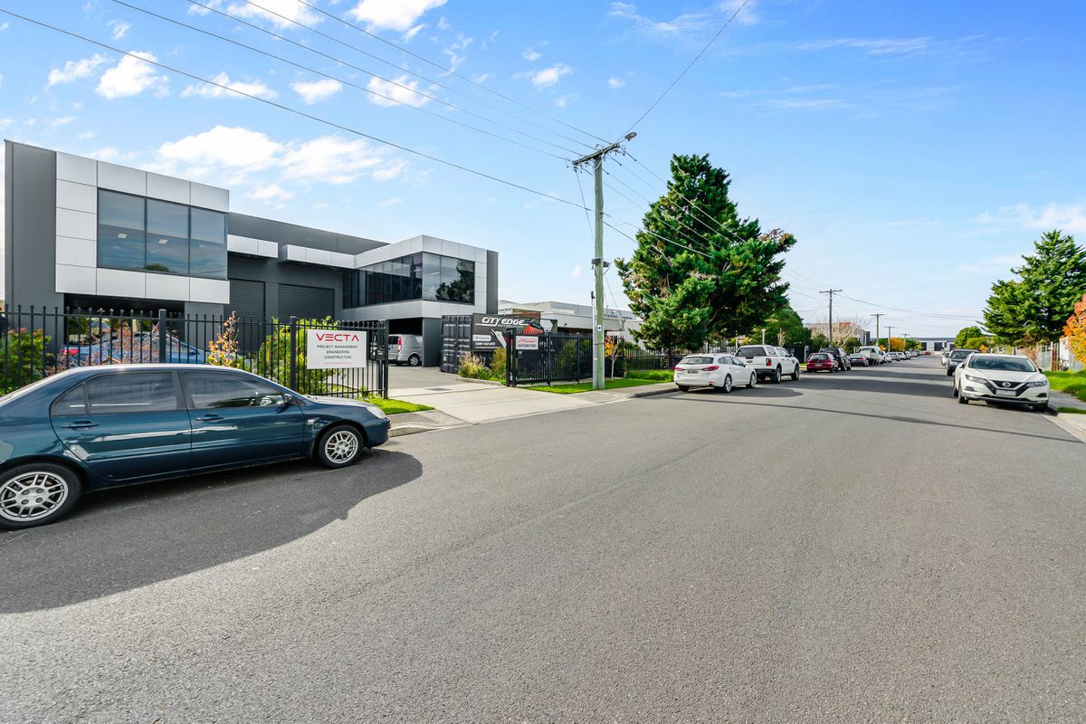 2 / 26 Albemarle Street, Williamstown North