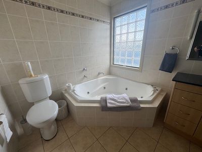 3 / 17 The Grange, Tamworth