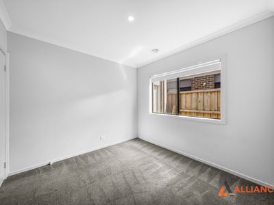 25 Mervyn Way, Mambourin