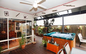 6 Sunhill Court, Beaconsfield