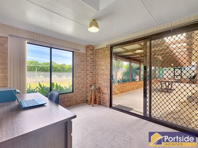 44 Clemenceau Crescent, Tanilba Bay