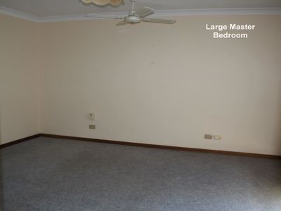 11 Lutea Place, Forster