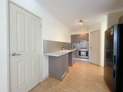 19B Peppering Way, Westminster