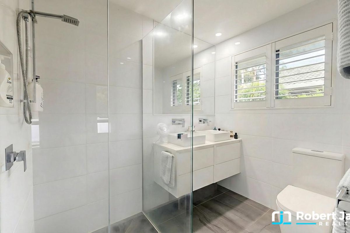 10 Spinnaker Drive, Mount Coolum