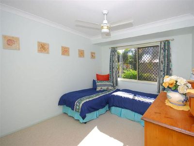 9 Cove Boulevard, River Heads