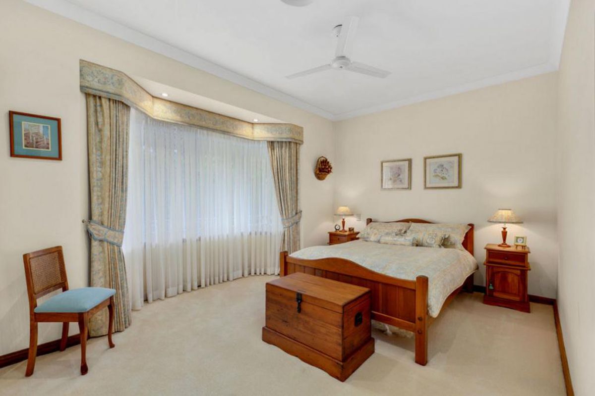 35 Nerang River Drive, Nerang