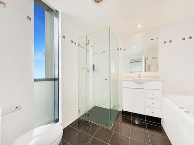 4705 / 93 Liverpool St, Sydney