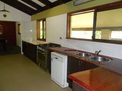 32 McGinn Road, Gheerulla