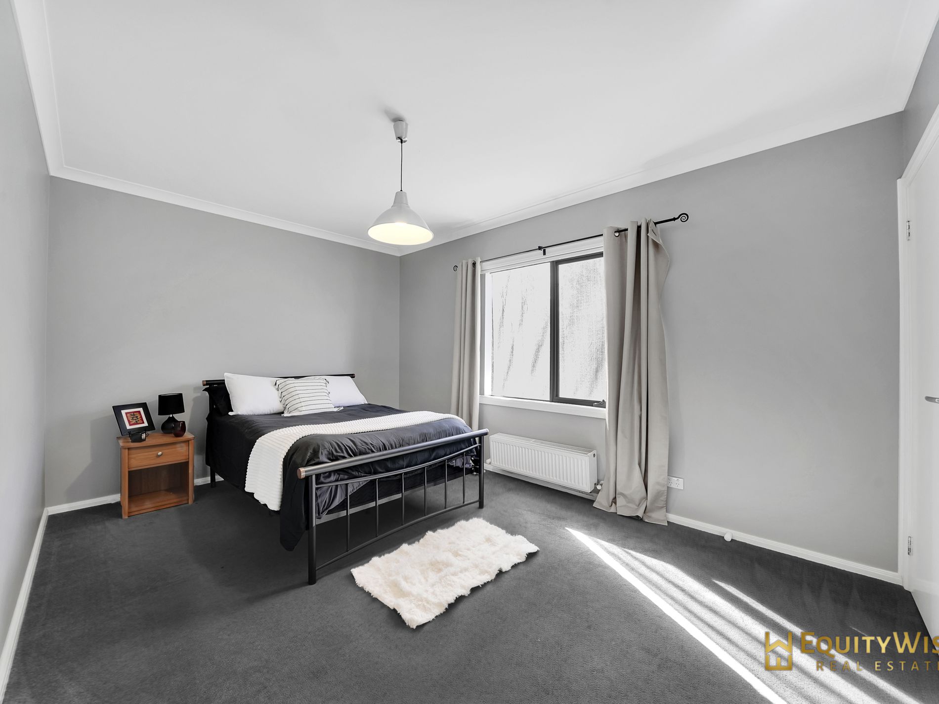 40 Holyoake Parade, Manor Lakes