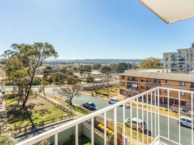 3 / 9 Crest Road, Crestwood