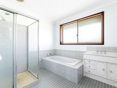 8 Kianga Parade, Kianga