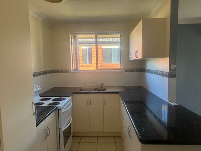 2 / 11 Karwin Street, Tamworth