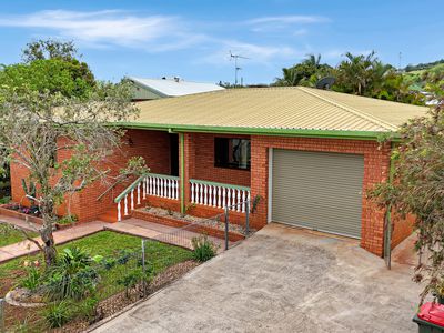 12 Mazlin Street, Atherton