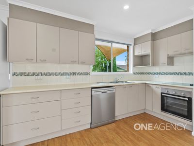 2 Condie Crescent, North Nowra
