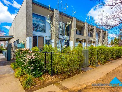 11 / 20 Ijong Street, Braddon