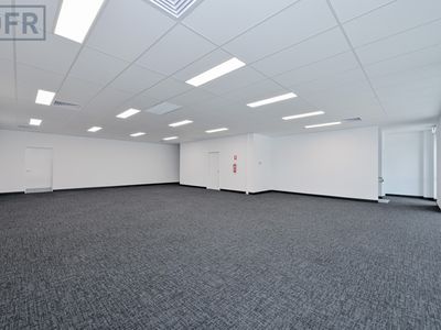 2 / 11 Freight Road, Kenwick