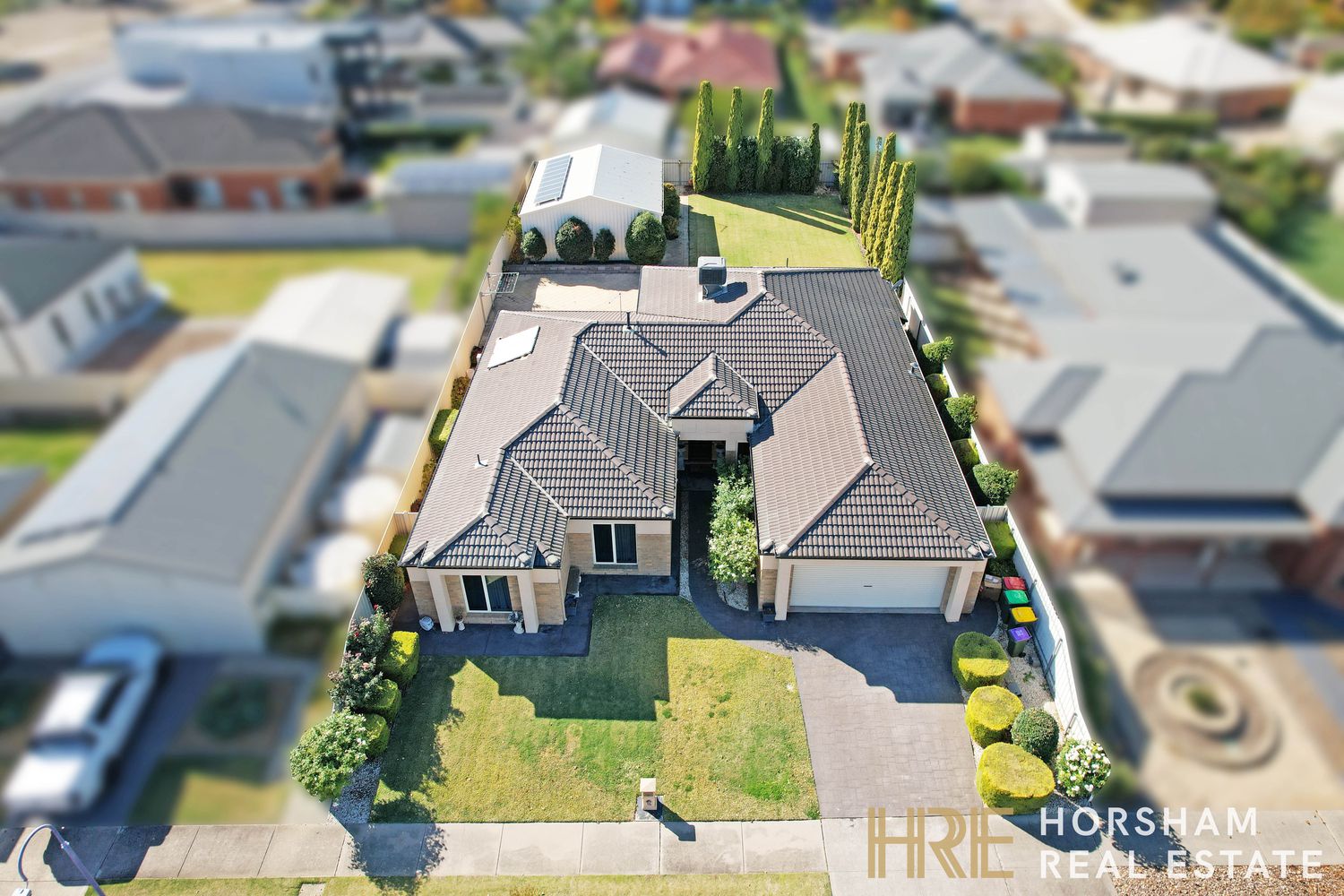 16 Burnett Street, Horsham