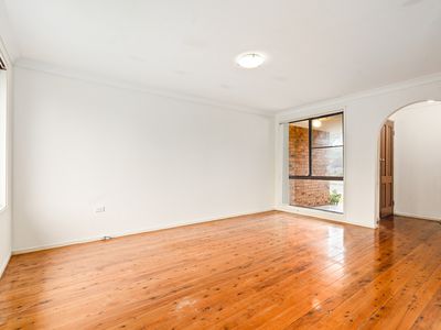 5 Malvern Close, St Johns Park