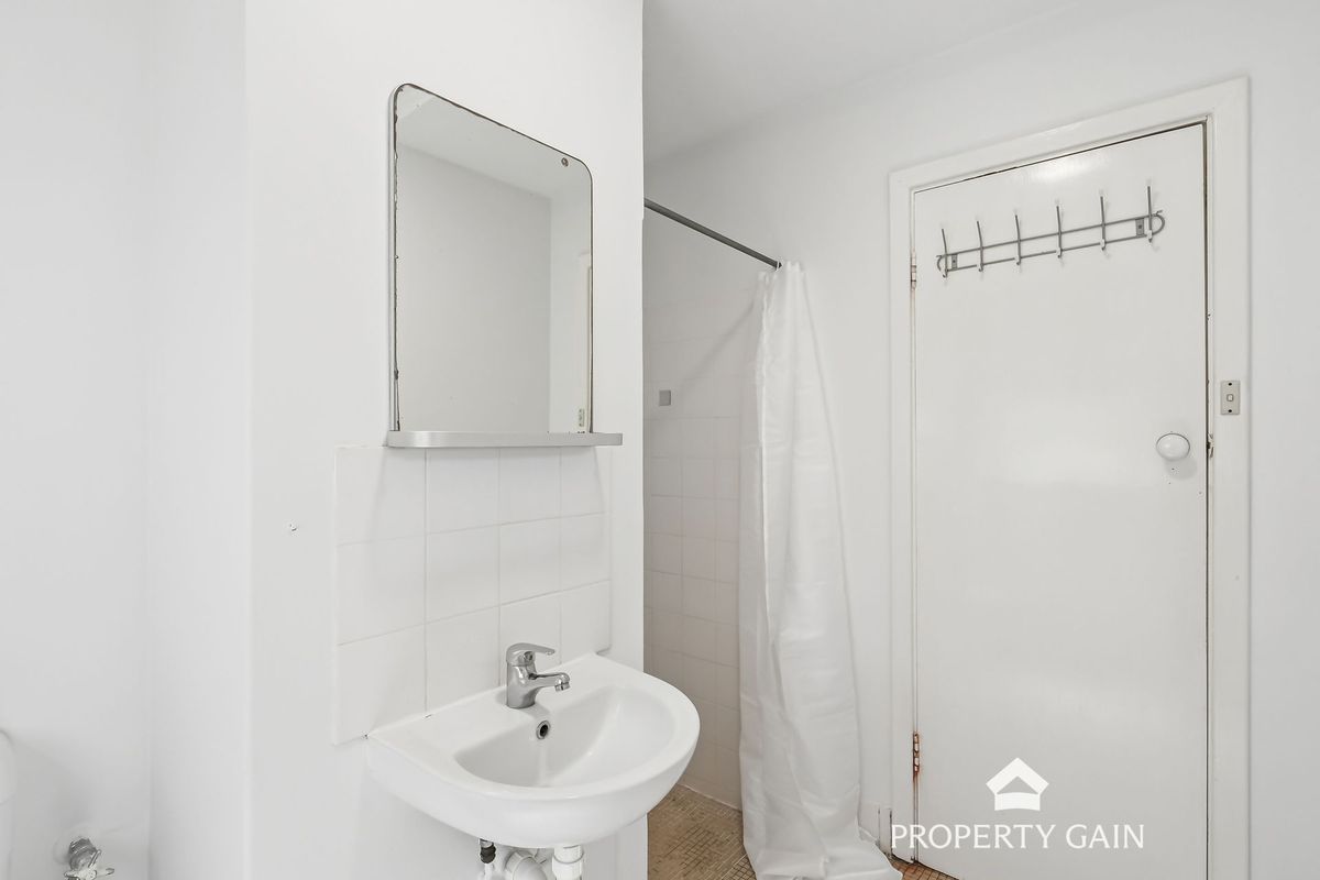 5 / 82 Broadway, Crawley