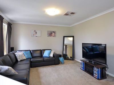 28 Nganka Way, Hannans