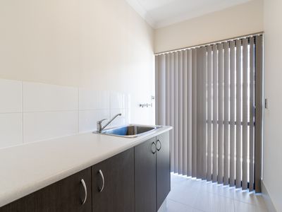 13 Coniston Bend, Waikiki