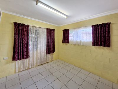 17 Viola Street, Atherton