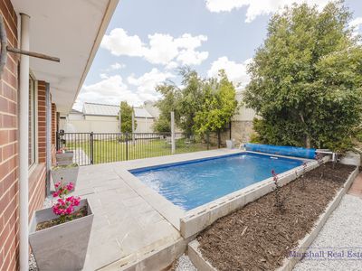 28 Newgain Cres, Carramar