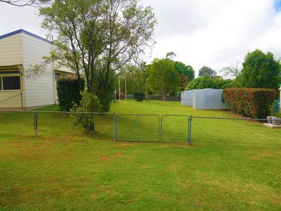 13 Fairview Drive, Kingaroy