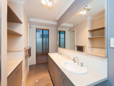 12 Vermillion Way, Success