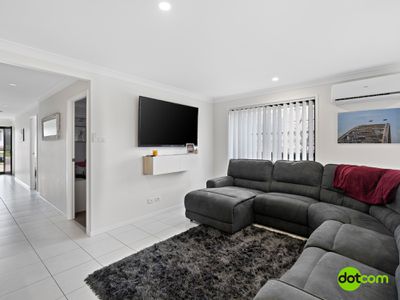 4B Farmer Avenue, Wyee