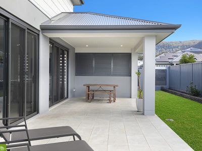 8 Sapphire Road, Kembla Grange