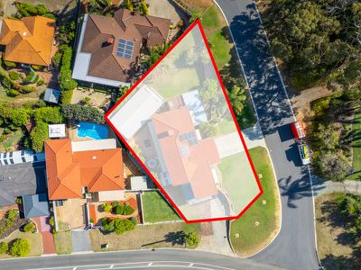 42 Carawatha Avenue, Mount Nasura