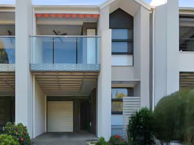 34 Daydream Crescent, Springfield Lakes