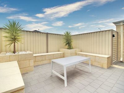2 Tide Way , Singleton