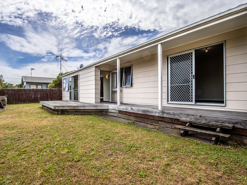 78B Atkinson Avenue, Otaki Beach