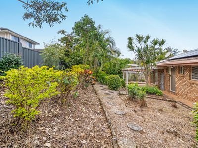 94 Passerine Drive, Rochedale South