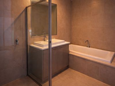 9 Hanoverian Street, Aintree