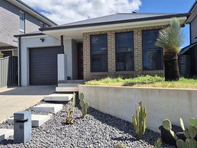 83 Contour Road, Austral