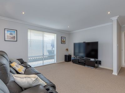 27 Moonlighter Way, Yanchep