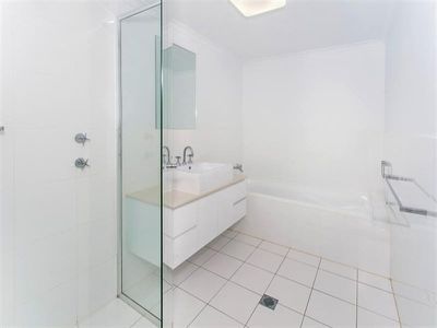 1 / 16-20 Keira St, Wollongong