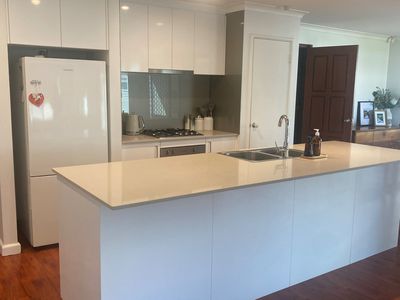 19 Narrier Close, South Guildford