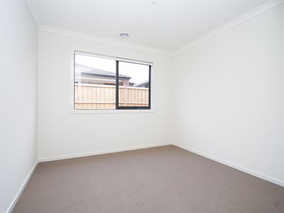 77 Dalmatian Street, Cranbourne East