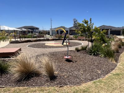 5 Rayer Walk, Tarneit