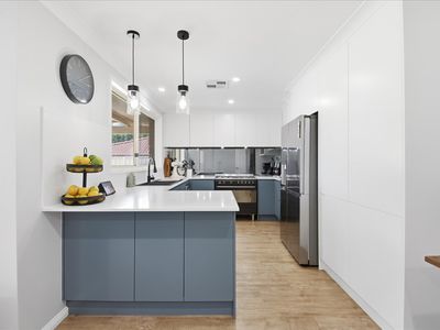 72 Welling Drive, Narellan Vale