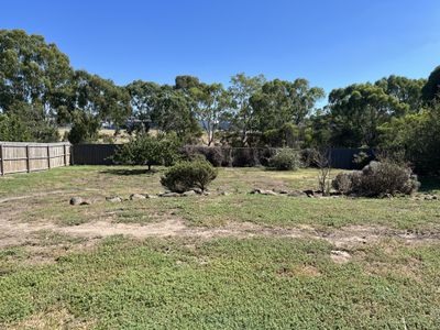 42 Meadowvale Drive, Grovedale