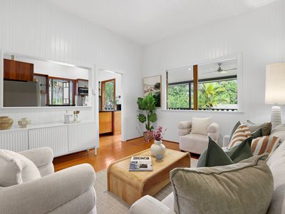 221 Woodward Street, Whitfield