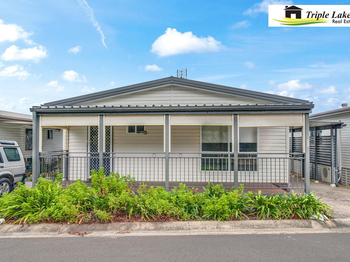 221 / 750 Pacific Highway, Lake Munmorah