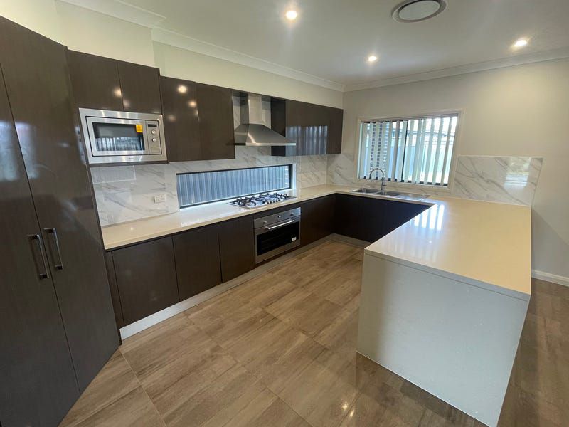 12 Firewheel Circuit, Gregory Hills
